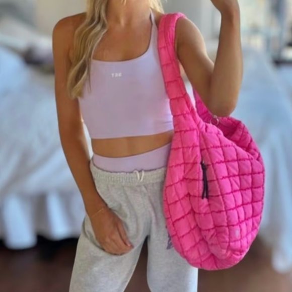 Free People Pink Bubblegum Quilted Carryall - Factory Sealed - NWT - Picture 9 of 17